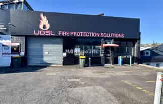 Rent Reduced- Road Frontage!