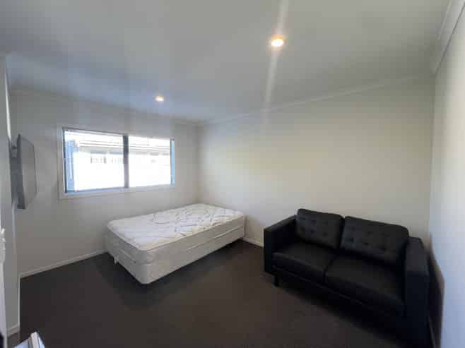 5B/11 Edgecumbe Street , Whitiora