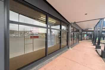 BOTANY DOWNS RETAIL
