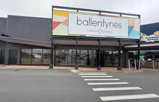 BOTANY DOWNS RETAIL
