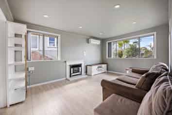 15 Mulgan Street, New Windsor