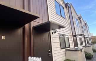 C/133 Lancaster Road, Beach Haven
