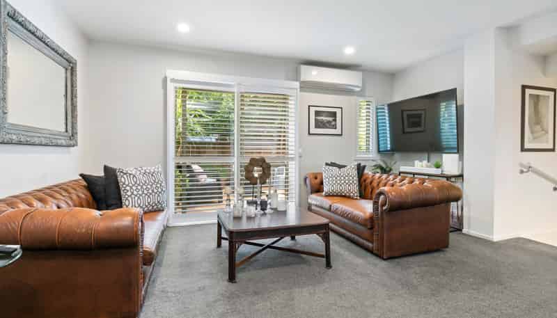 53/21 Hunters Park Drive, Three Kings
