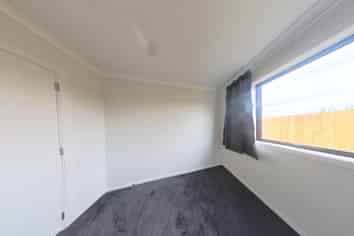 B/25 Neal Street, Putaruru