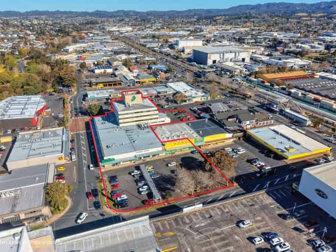Prime Ground Lessor’s Interest in Henderson