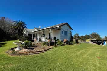  375 Whitford Road, Whitford