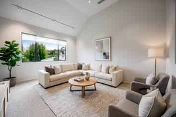 2/520 Beach Road, Murrays Bay