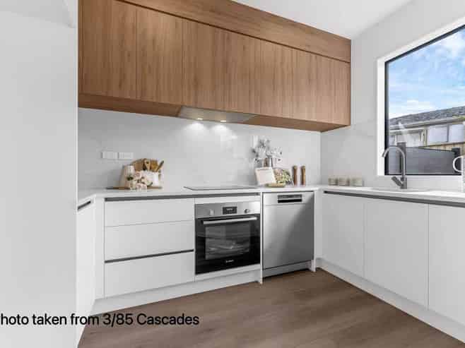 4/85 Cascades Road, Pakuranga Heights