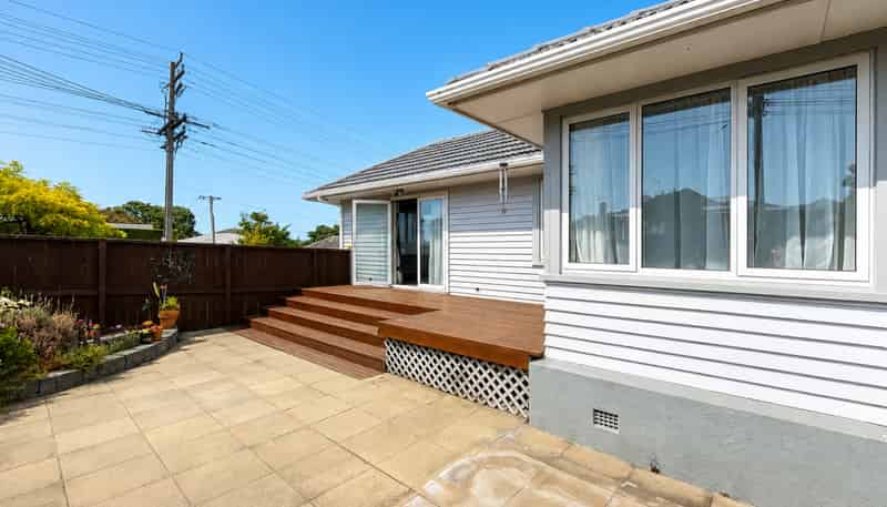 41 Flanshaw Road, Te Atatu South
