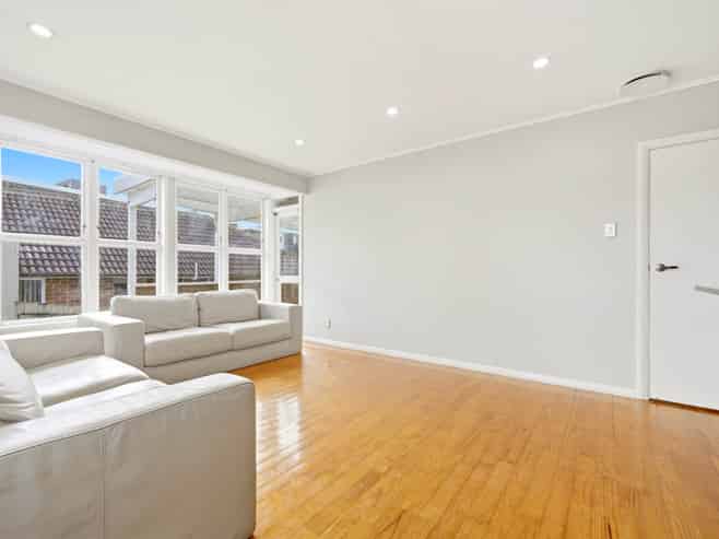 9 Potter Avenue, Northcote
