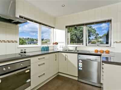 14A Kapiti Place, Sunnynook