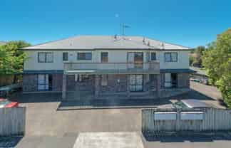 8/2 Baffles Crescent, Hillcrest