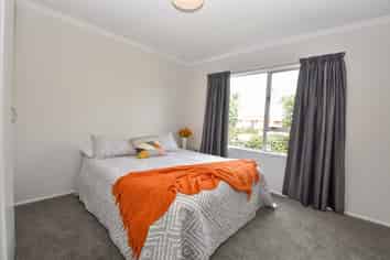 10 Frederick Street , Carterton