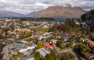 8a Huff Street, Queenstown