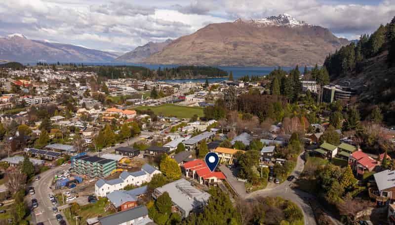 8a Huff Street, Queenstown