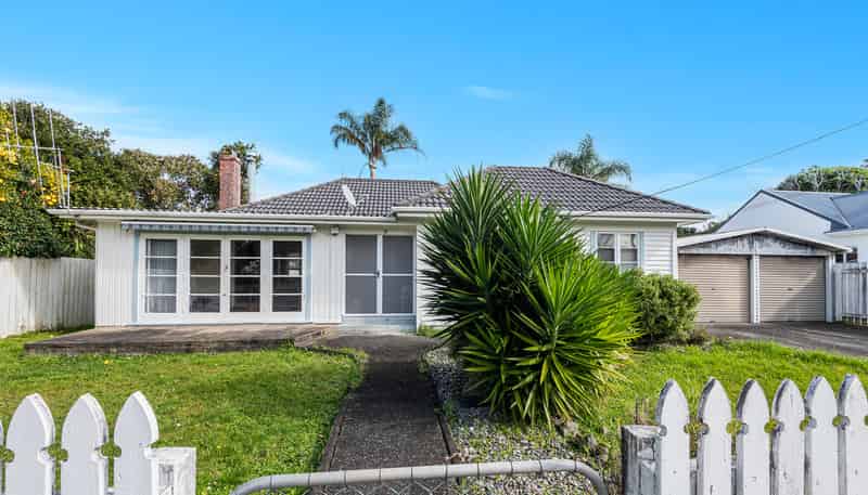 9 Walker Crescent, Whau Valley
