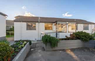 Cottage 10/6 Glenwood Avenue, Highfield