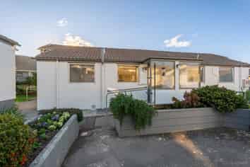 Cottage 10/6 Glenwood Avenue, Highfield