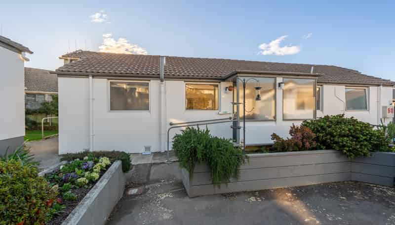 Cottage 10/6 Glenwood Avenue, Highfield