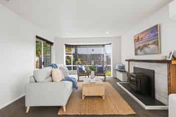 138 Rocking Horse Road, Southshore