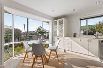138 Rocking Horse Road, Southshore