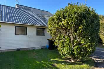 9B Robins Road, Judea