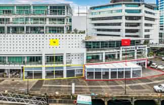 Premium Waterfront Restaurant/Bar - Split option