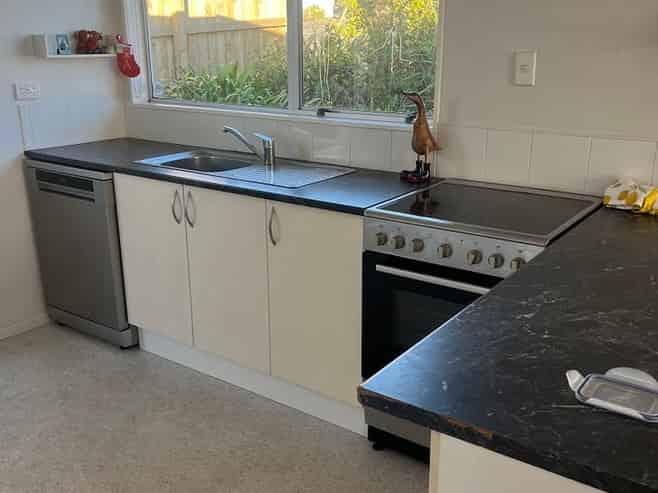 4A Florio Terrace, Tawa