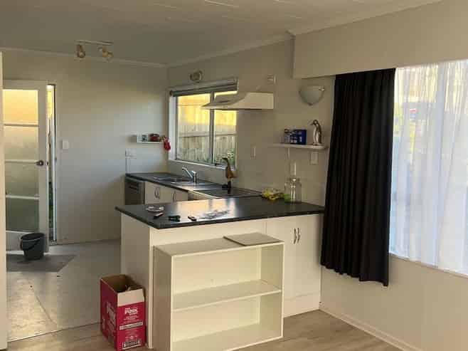 4A Florio Terrace, Tawa