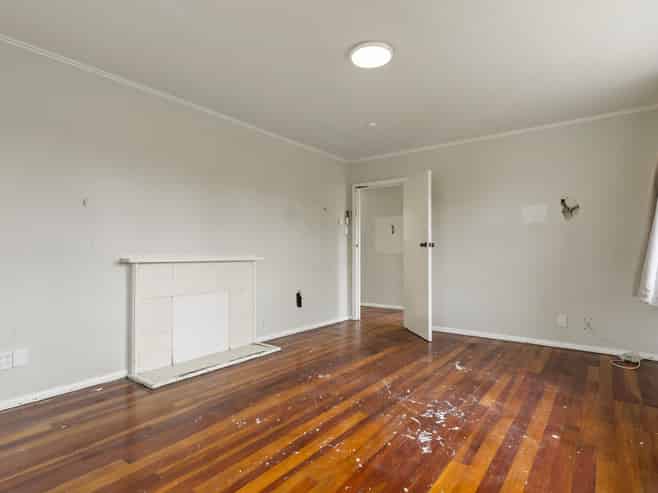 8 Tate Place, Otara