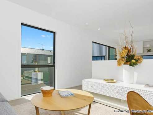 8 Lange Mews, Mount Wellington