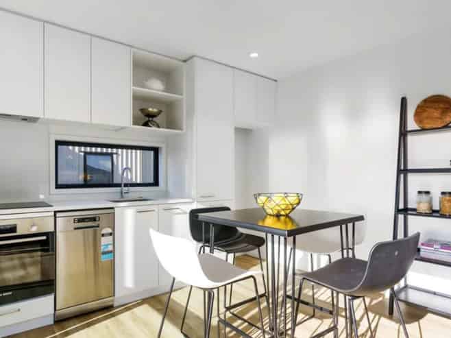 8 Lange Mews, Mount Wellington