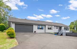 102 Fairway Drive, Kamo