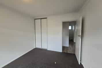 3/7 Division Street , Riccarton