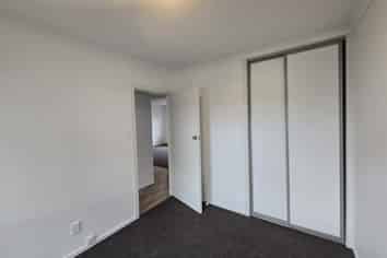 3/7 Division Street , Riccarton