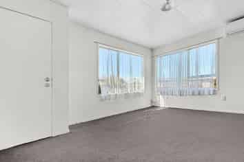 Hawkes Bay - Address withheld