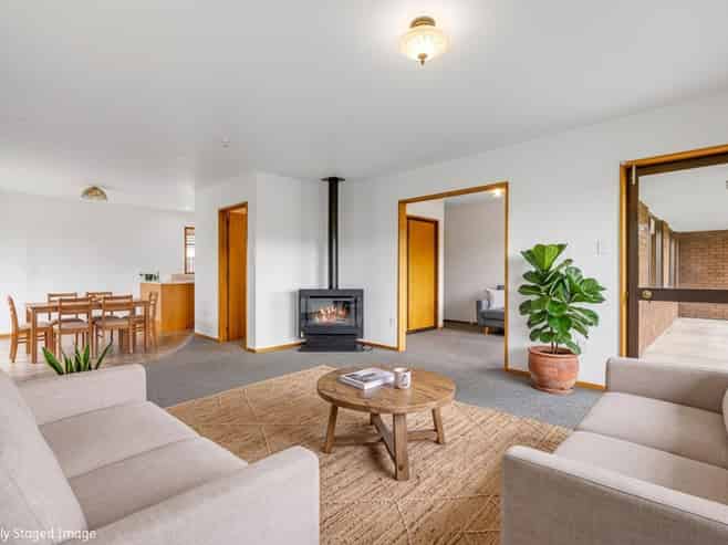 14 Morris Road, Amberley