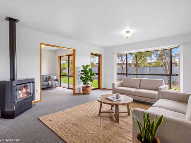 14 Morris Road, Amberley
