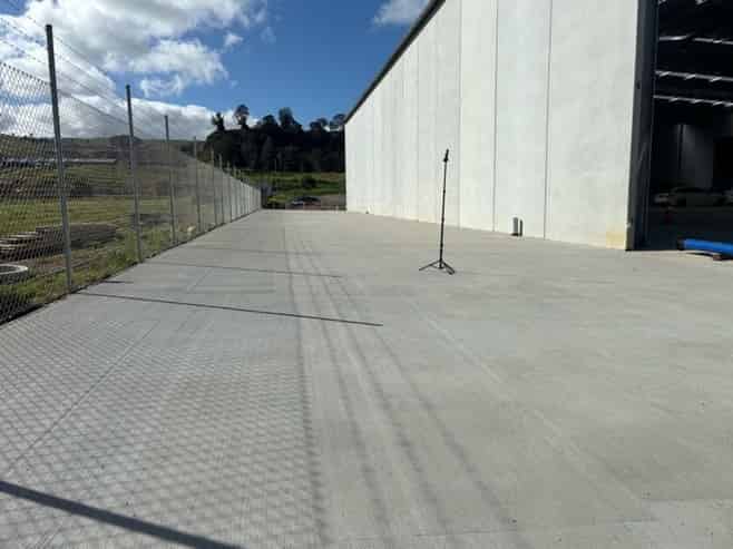 Brand new large distribution centre