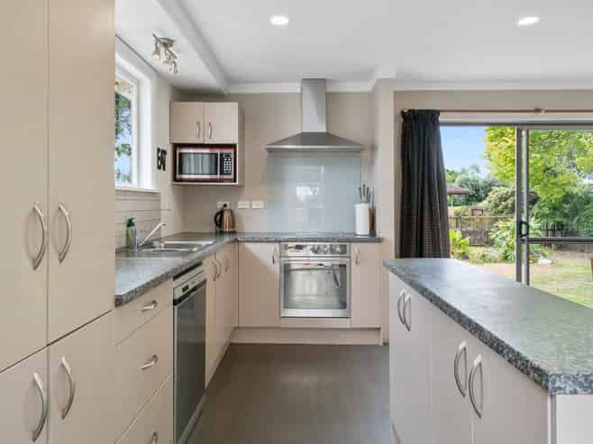 1/38 Gills Ave, Papakura