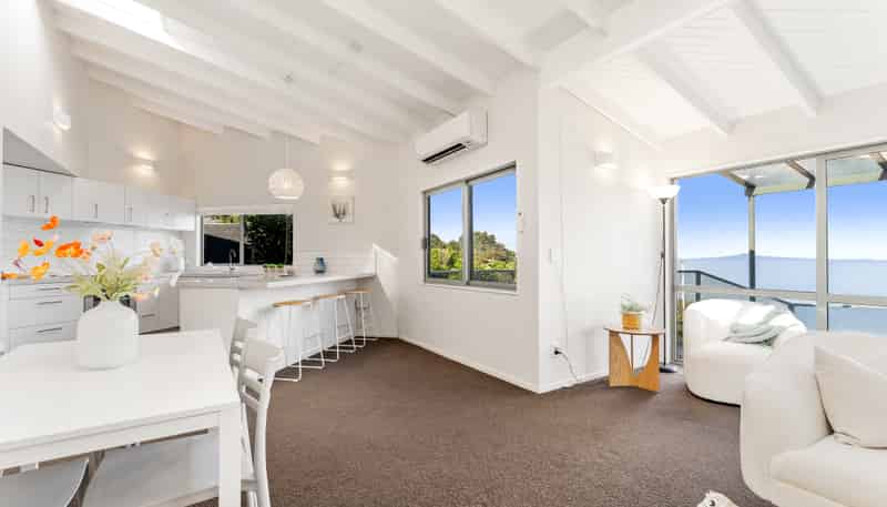 769B Whangaparaoa Road, Manly