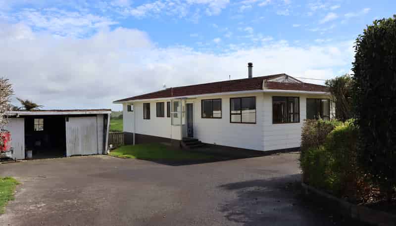 772 Upland Road, Egmont Village
