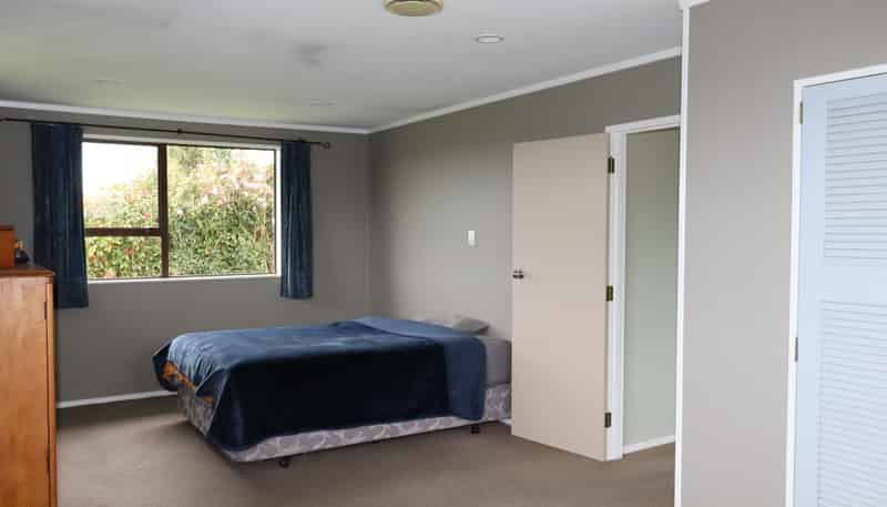 772 Upland Road, Egmont Village