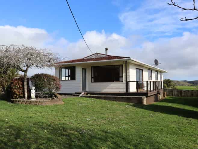 772 Upland Road, Egmont Village