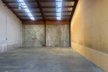 Compact Freehold Industrial Unit For Sale