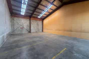Compact Freehold Industrial Unit For Sale
