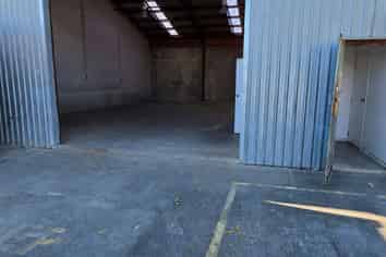 Compact Freehold Industrial Unit For Sale