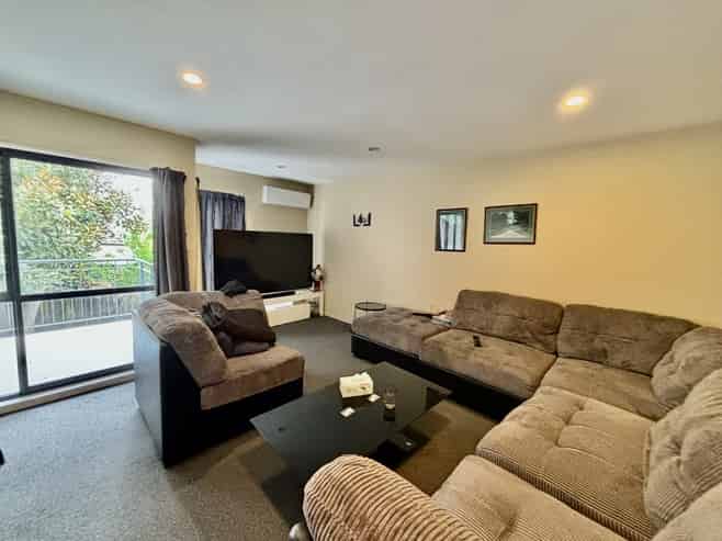 61C Barbour Street, Waltham