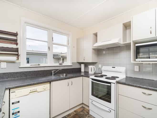 14 Vernon Avenue, Takaro