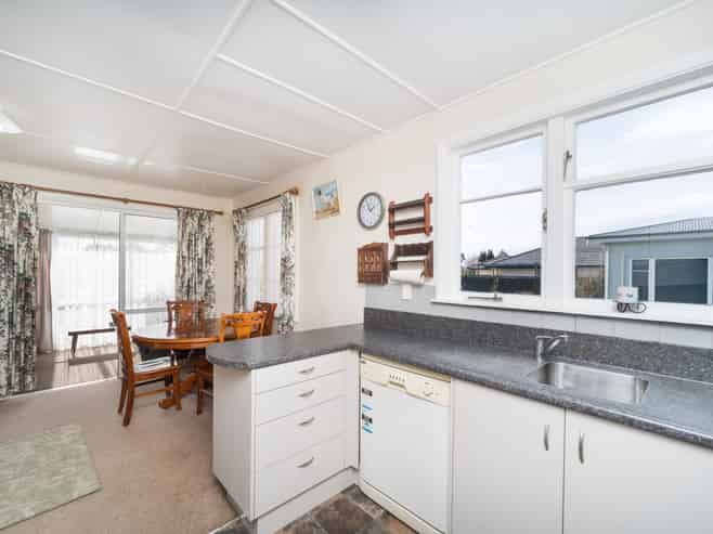 14 Vernon Avenue, Takaro
